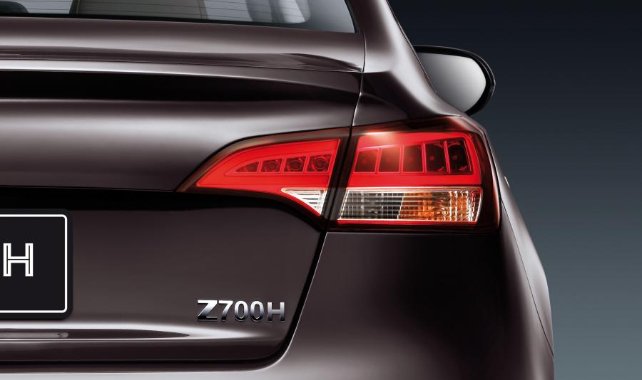 Детали экстерьера Zotye Z700 2015 года  (фото 22 из 24)